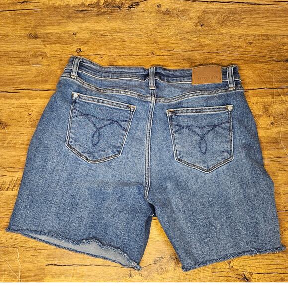 Judy Blue cut off raw hem Jean Denim shorts size XL - Picture 2 of 7